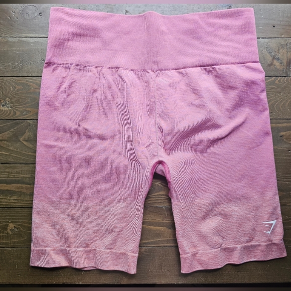 Gymshark Adapt Ombre Seamless Shorts - Picture 5 of 8